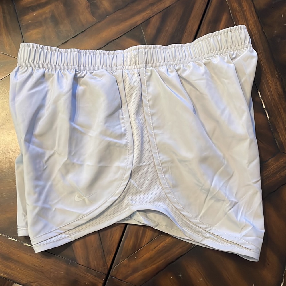 Womens Nike Running Shorts - Picture 3 of 6